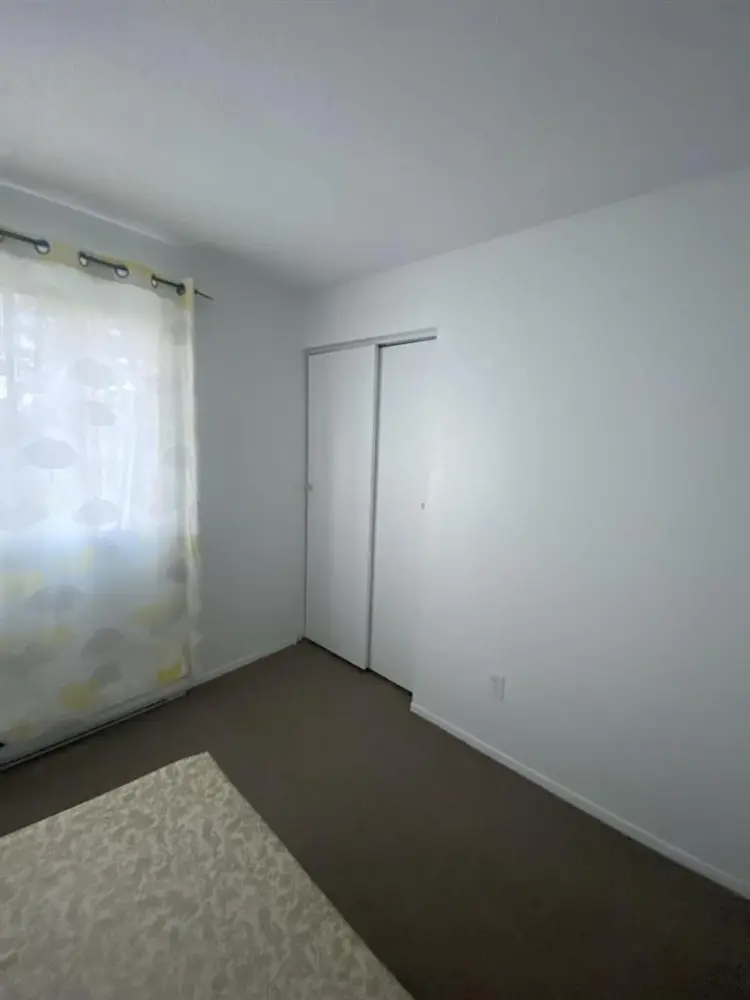 Saint-Hubert - Chambre meblée à Moi