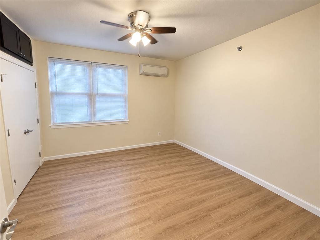 1 Bedroom 1 Bathroom apartment