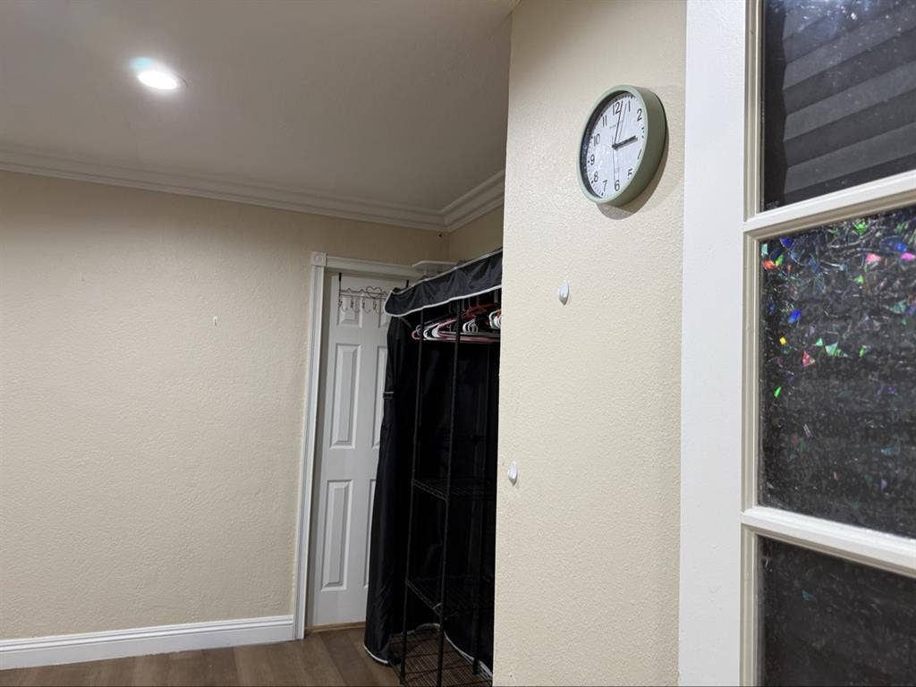 Unfurnished room for rent in Hemet