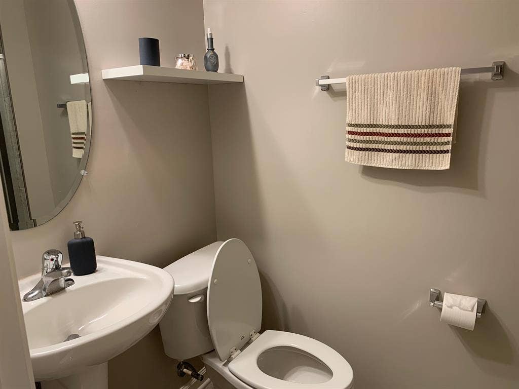 Private Studio for rent: $1,150