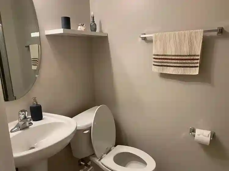Private Studio for rent: $1,150