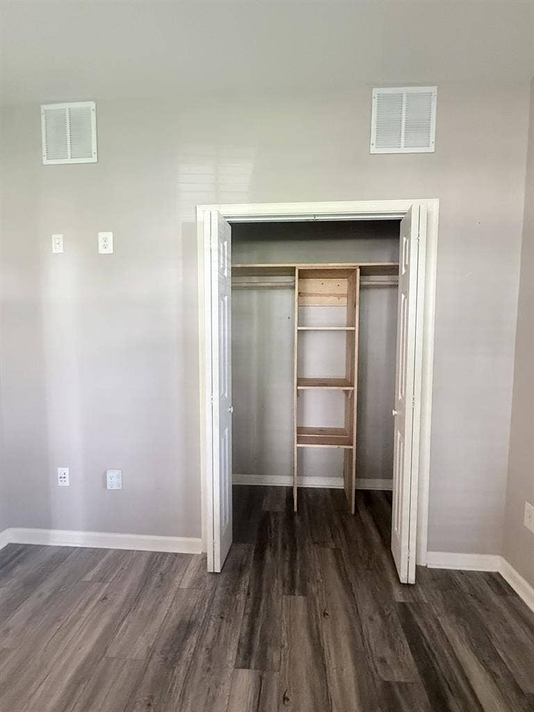 Private Studio for rent: $1,150