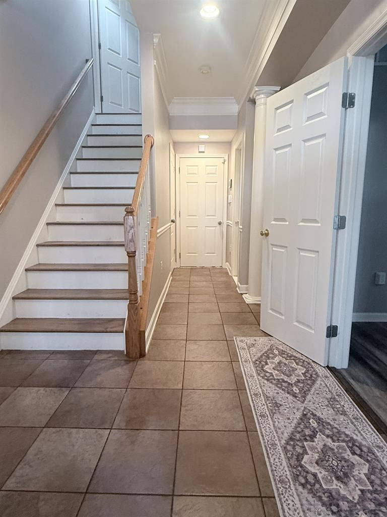 Private Studio for rent: $1,150