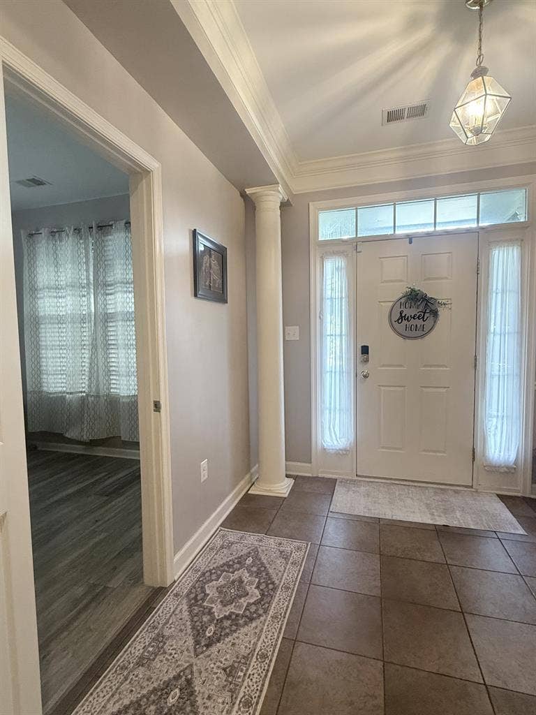Private Studio for rent: $1,150