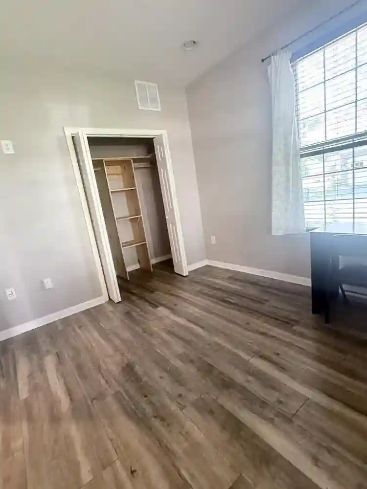 Private Studio for rent: $1,150
