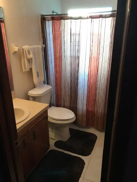 2 Rooms for rent! Please read!