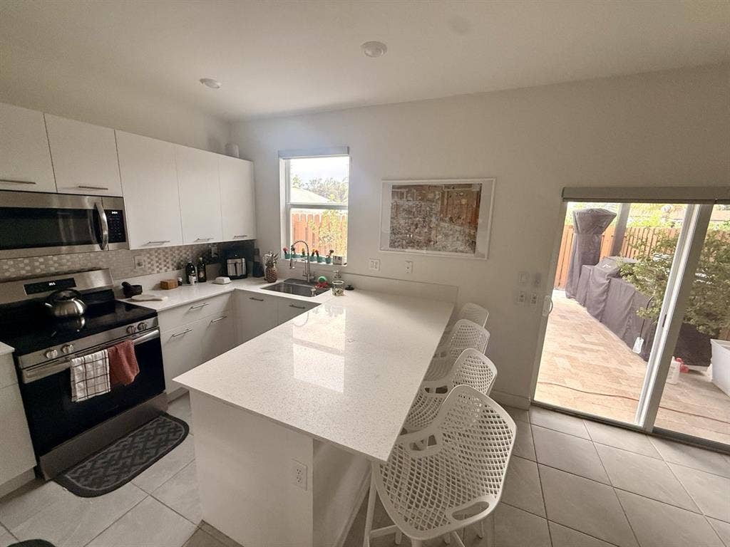 Furnished Room - Utilities Incl.
