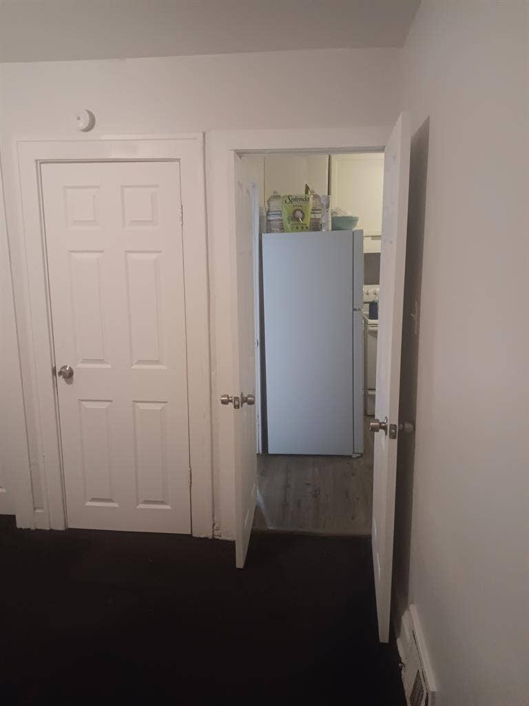 1 Room Available in 3Br 1Ba House