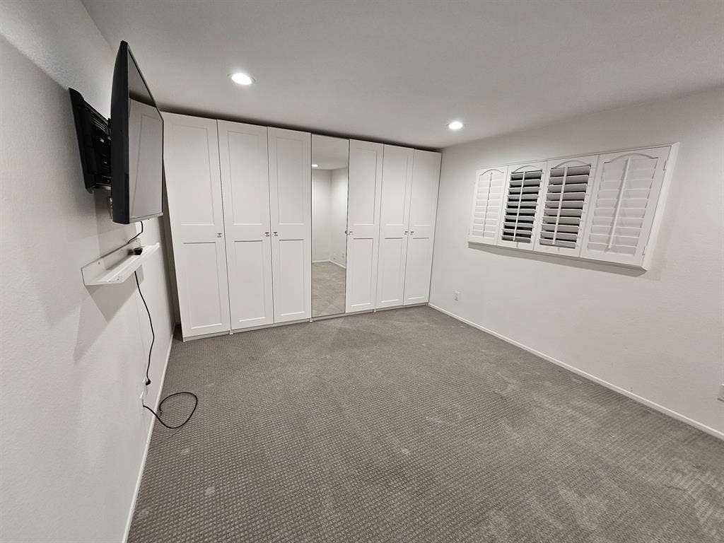 Great room in good area