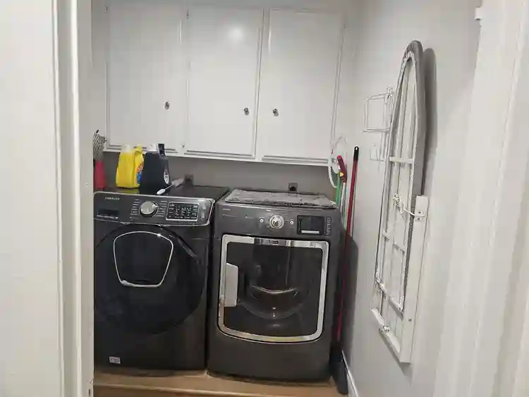 Great room in good area