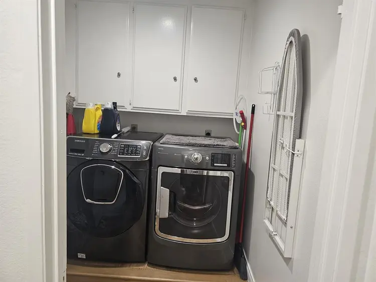 Great room in good area