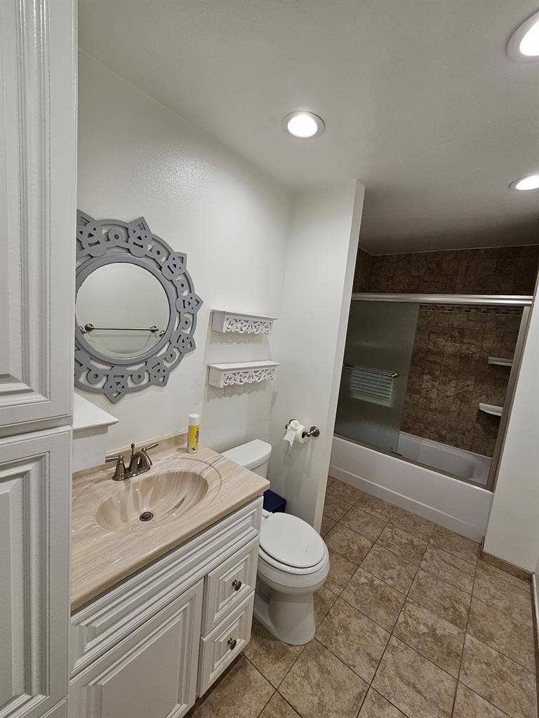 Great room in good area
