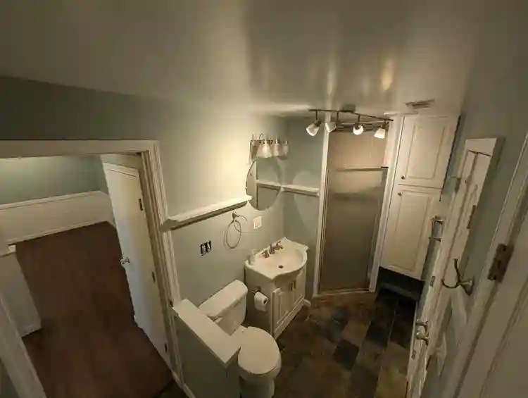 2 Bedroom 1 Bath: $825/ month