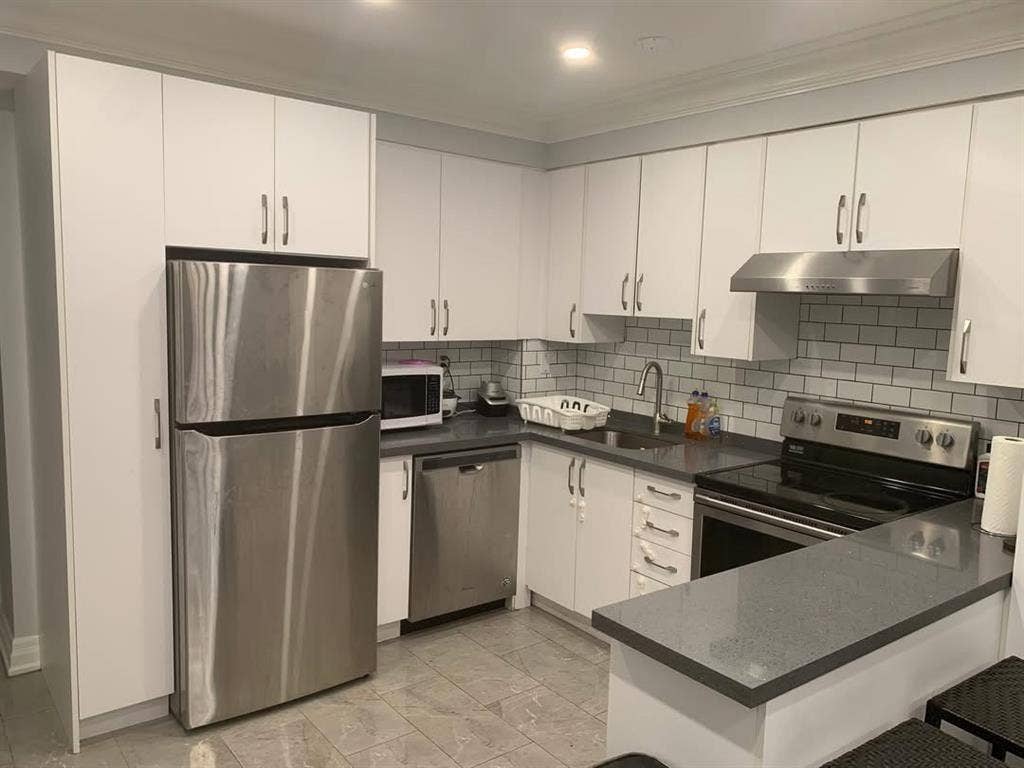 Looking for roommate.