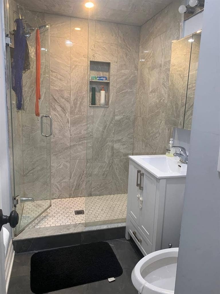 Looking for roommate.