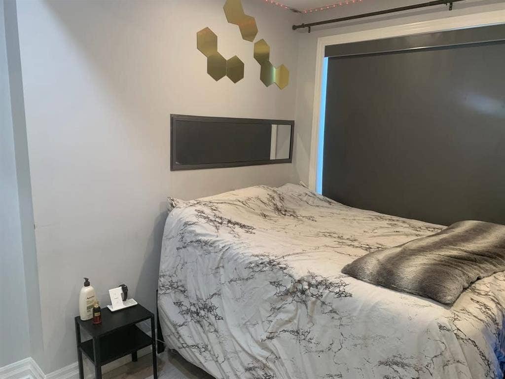 Looking for roommate.