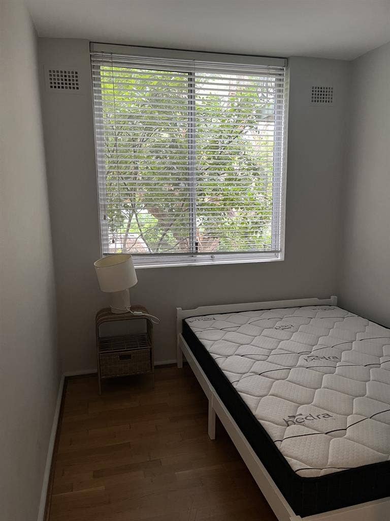 Room in Stanmore! 325$PW.