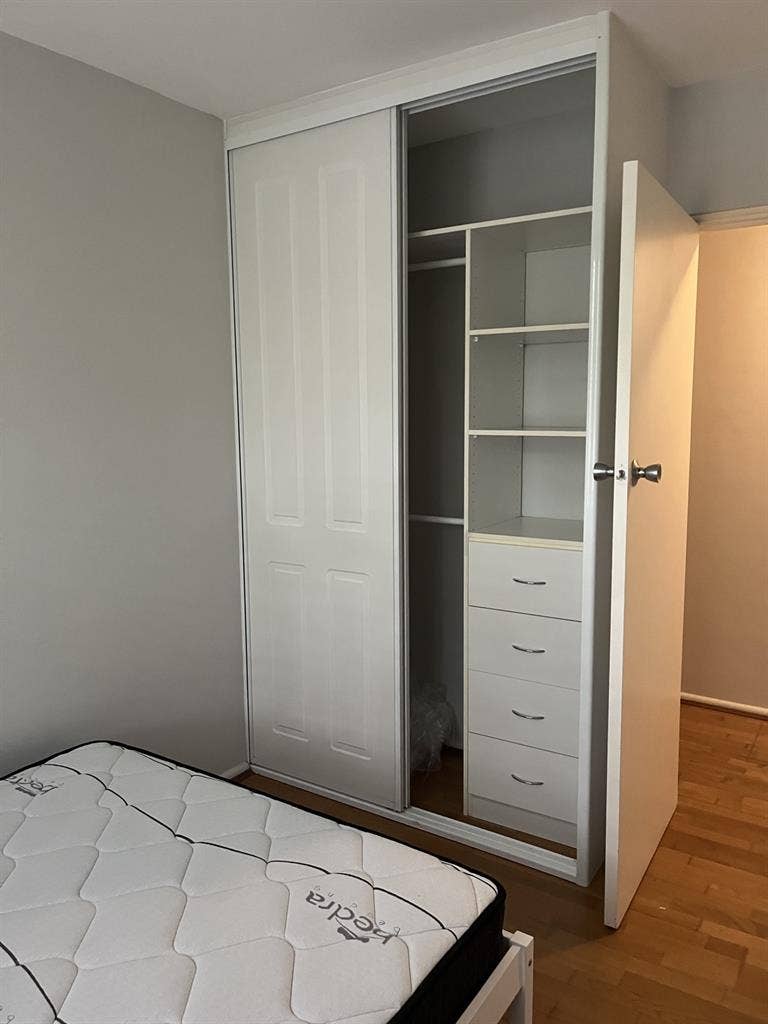 Room in Stanmore! 325$PW.