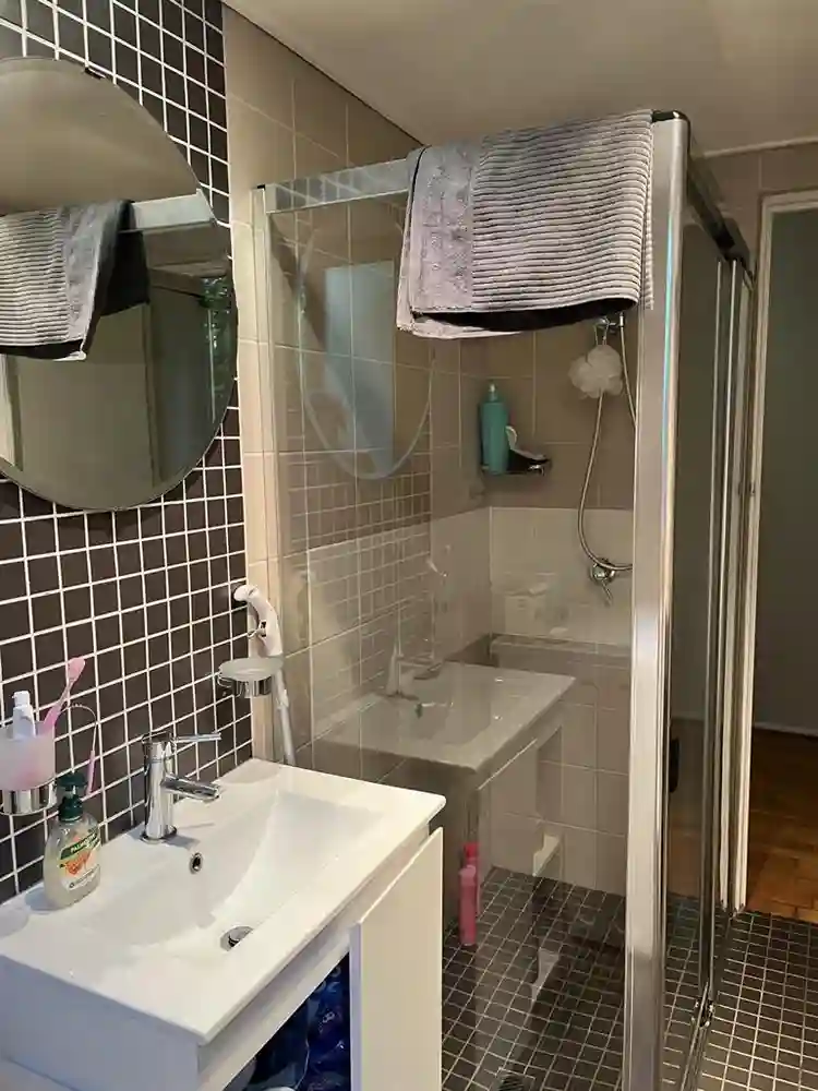 Room in Stanmore! 325$PW.