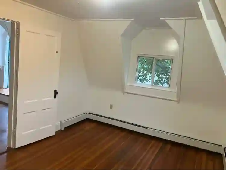 Looking for an honest roommate