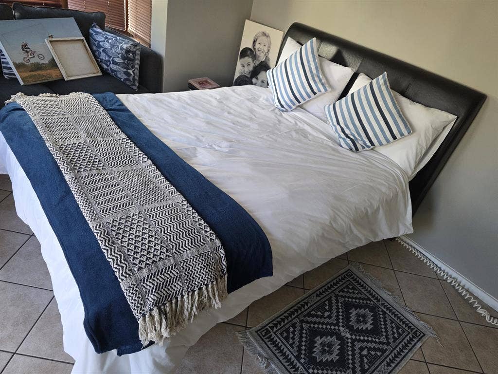 Apartment to share in Bryanston