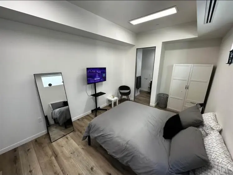 ROOM WITH ATTACHED BATHROOM/SHOWER