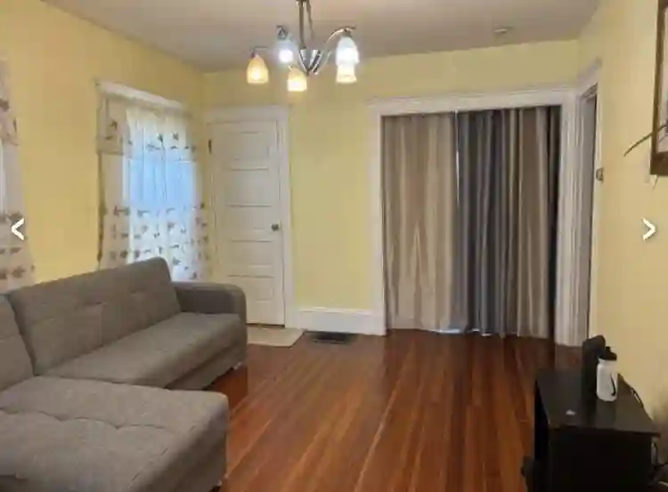 Looking for a roommate