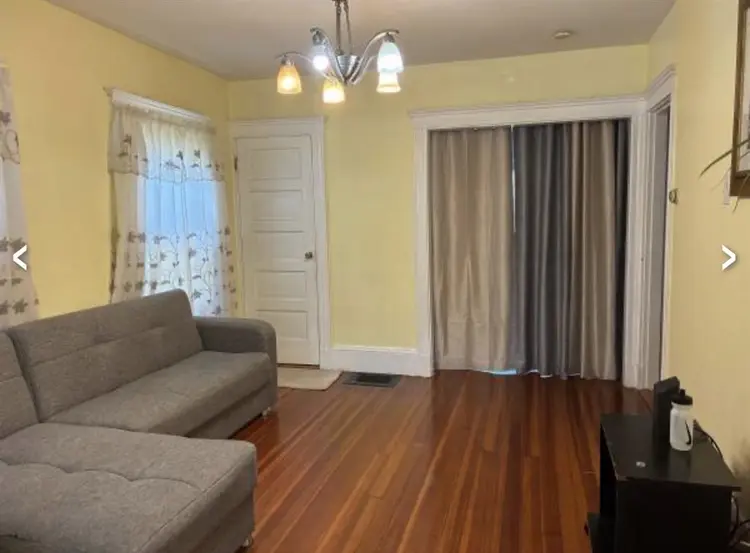 Looking for a roommate