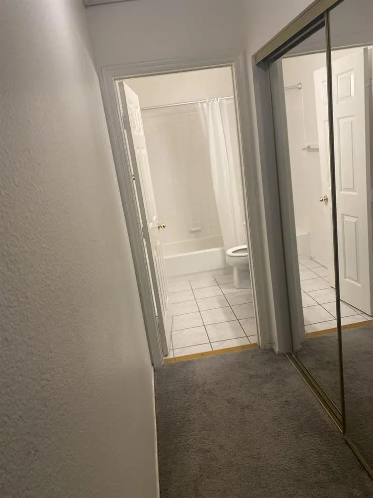 Furniture room and private bathroom