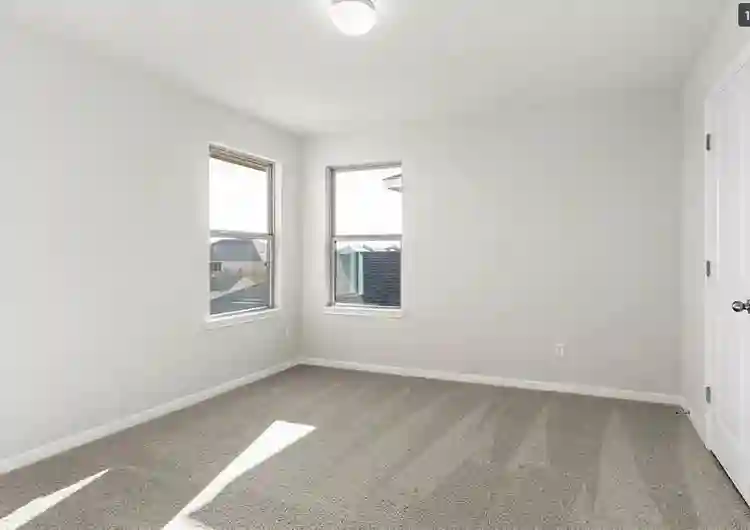 Private Room in a Friendly Home
