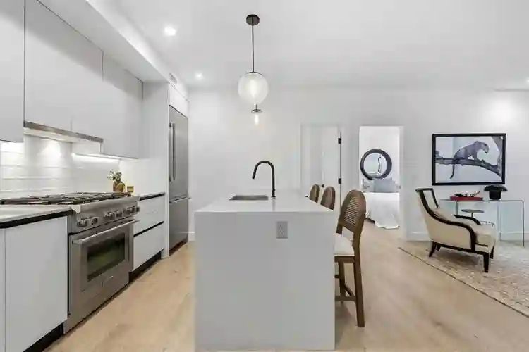 WELCOME 2 BEDROOM/ 2 BATHROOM