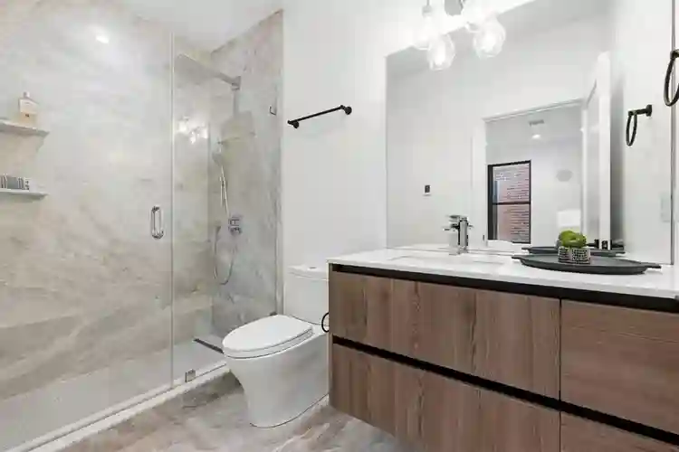 WELCOME 2 BEDROOM/ 2 BATHROOM