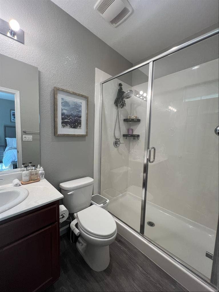 Private 1 bedroom Suite Available!