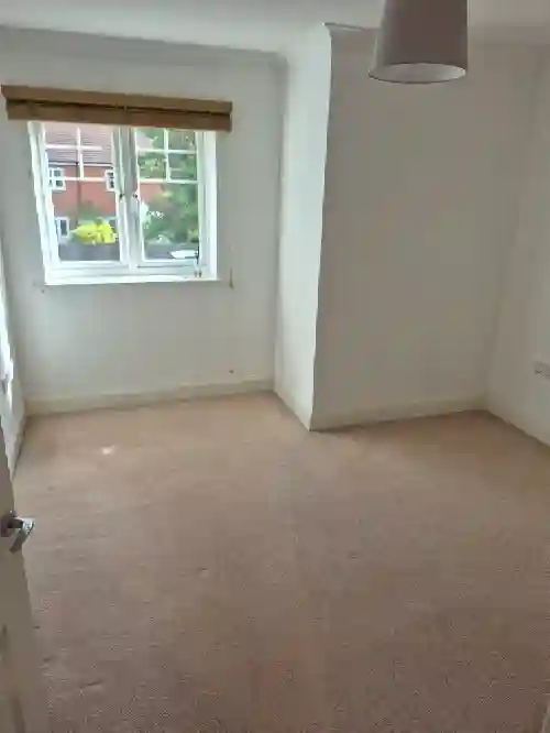 2 person flat in Wantage