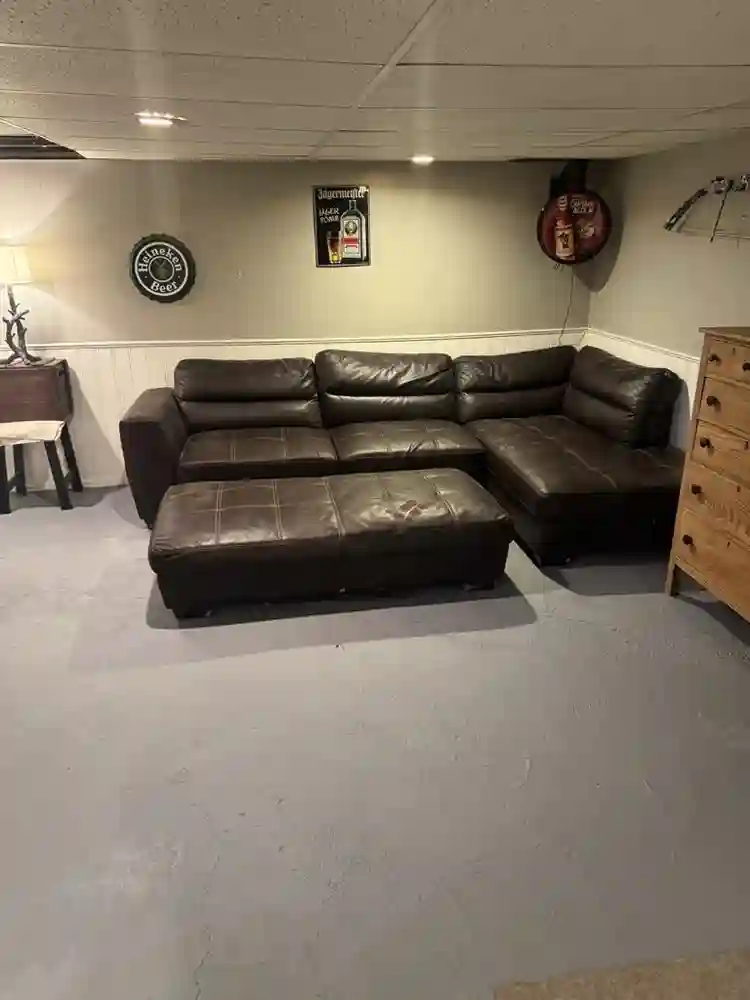 Shared house pvt bath/bed/living rm