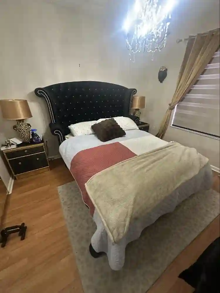 100 deposit and pay rent you in