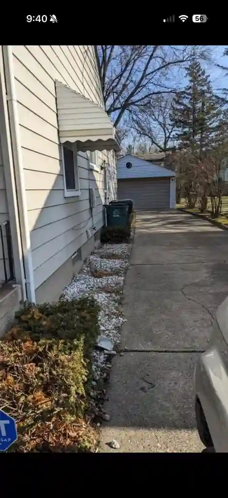 One Bedroom Utilites Included