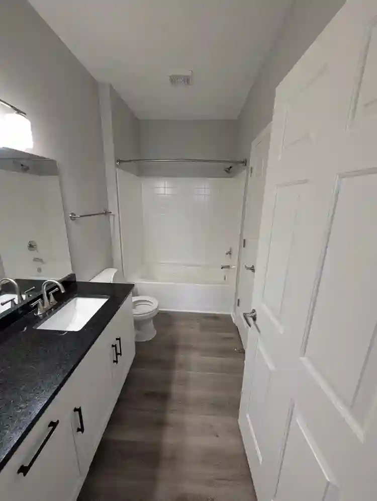 Furnished Lux En-Suite Bedroom
