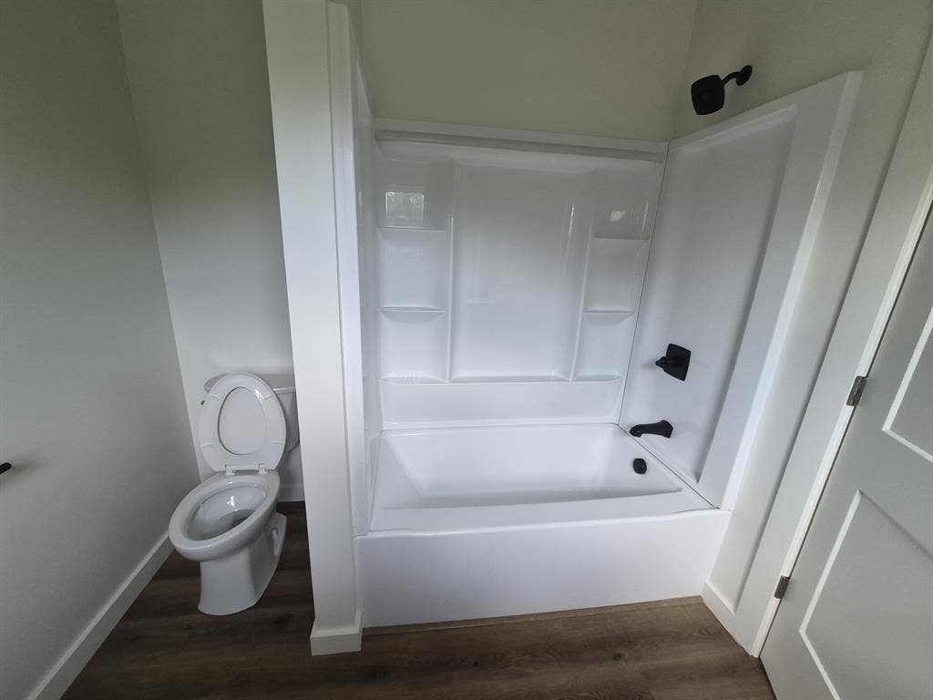 Brand new duplex in Old North Knox