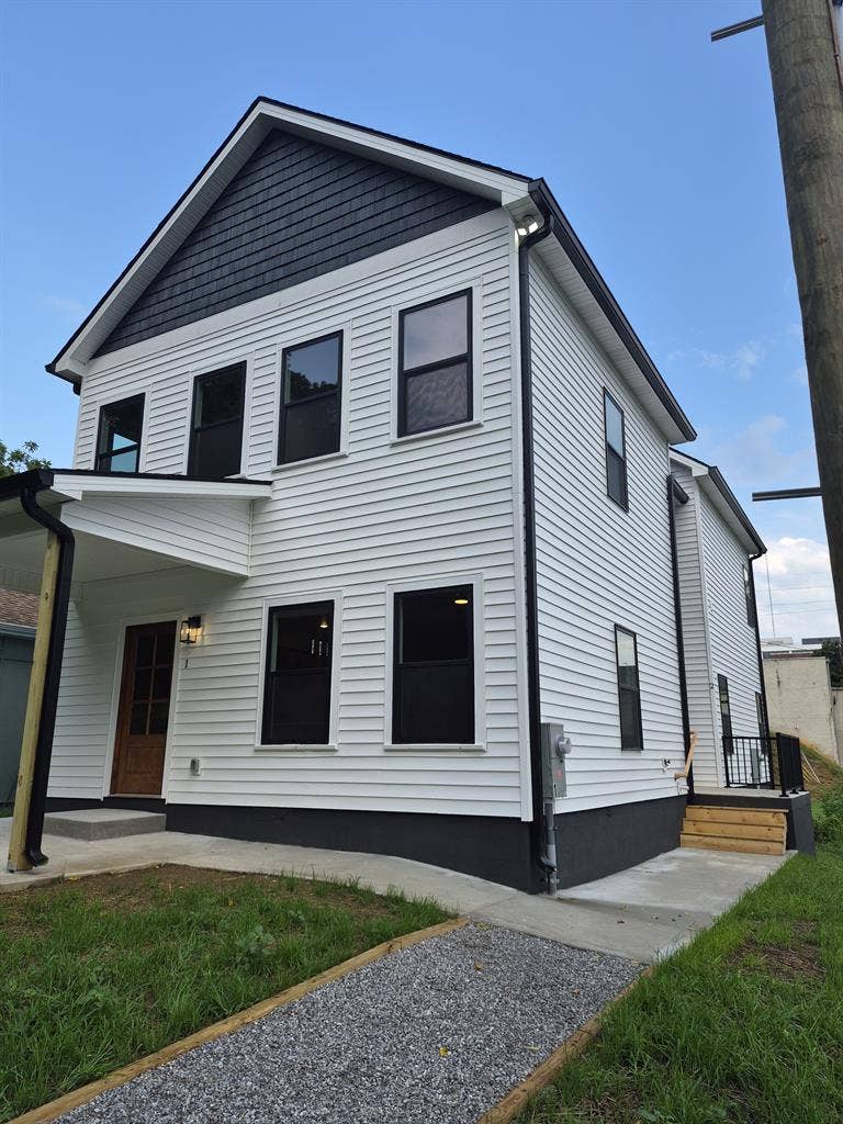 Brand new duplex in Old North Knox