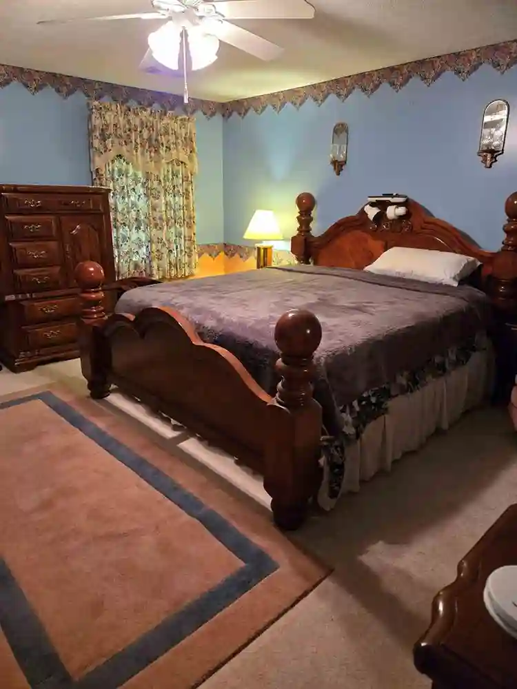 Beautiful 3/2 home (off Goshen)