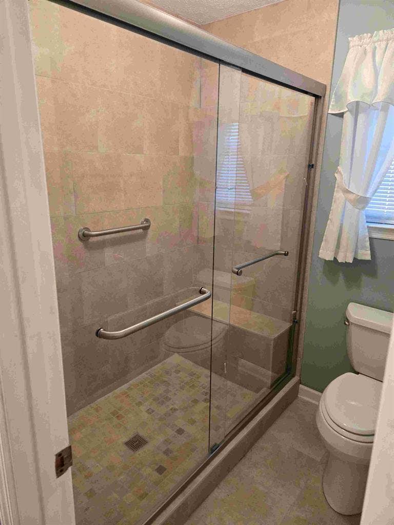 Beautiful 3/2 home (off Goshen)