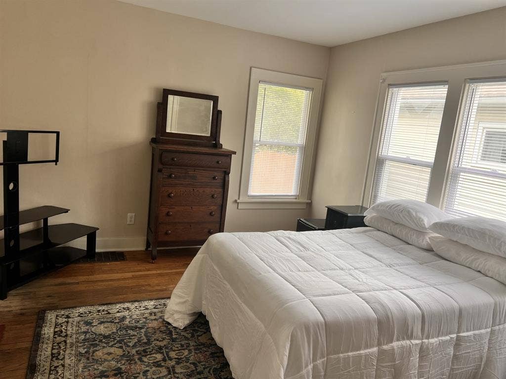Quiet, Comfortable Private Room