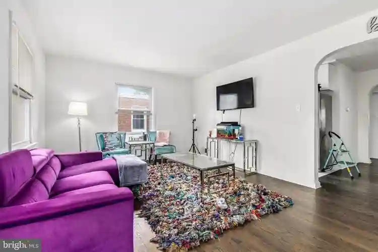 2-BEDROOM APARTMENT IN HILLCREST