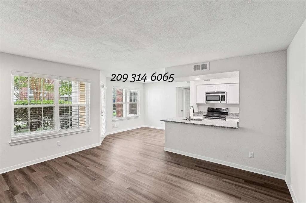 our Fairfax County apartment