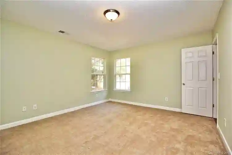 3 BR in Charlotte