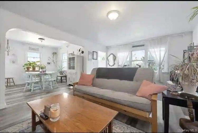 Roommate wanted