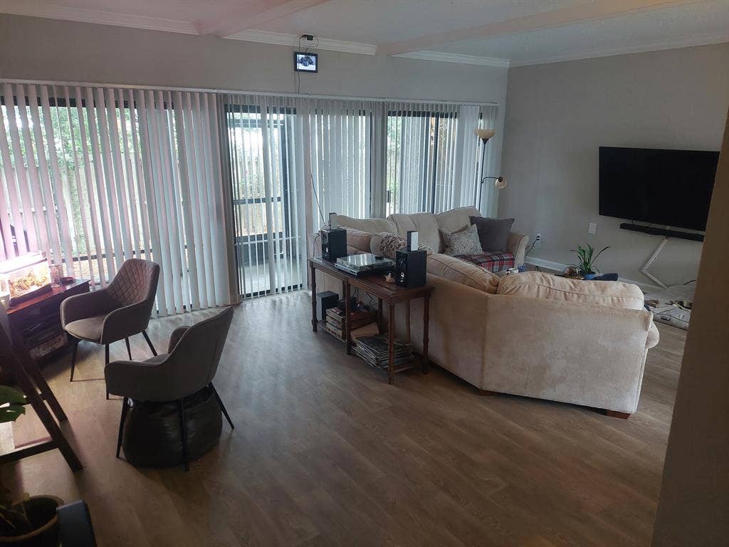 Baymeadows Apartment