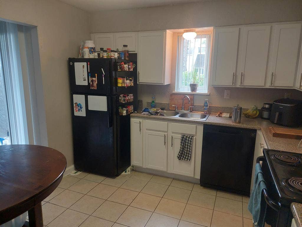 Baymeadows Apartment
