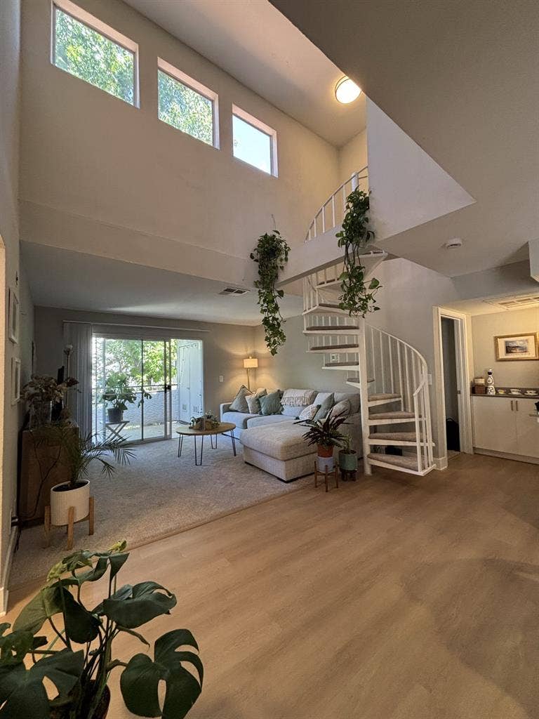 Seeking Housemate to Takeover Lease